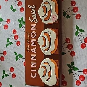Too Faced Cinnamon Swirl Palette unused no box